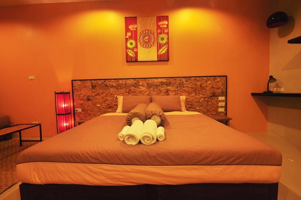 The Bedroom Nai Harn Beach Exterior photo