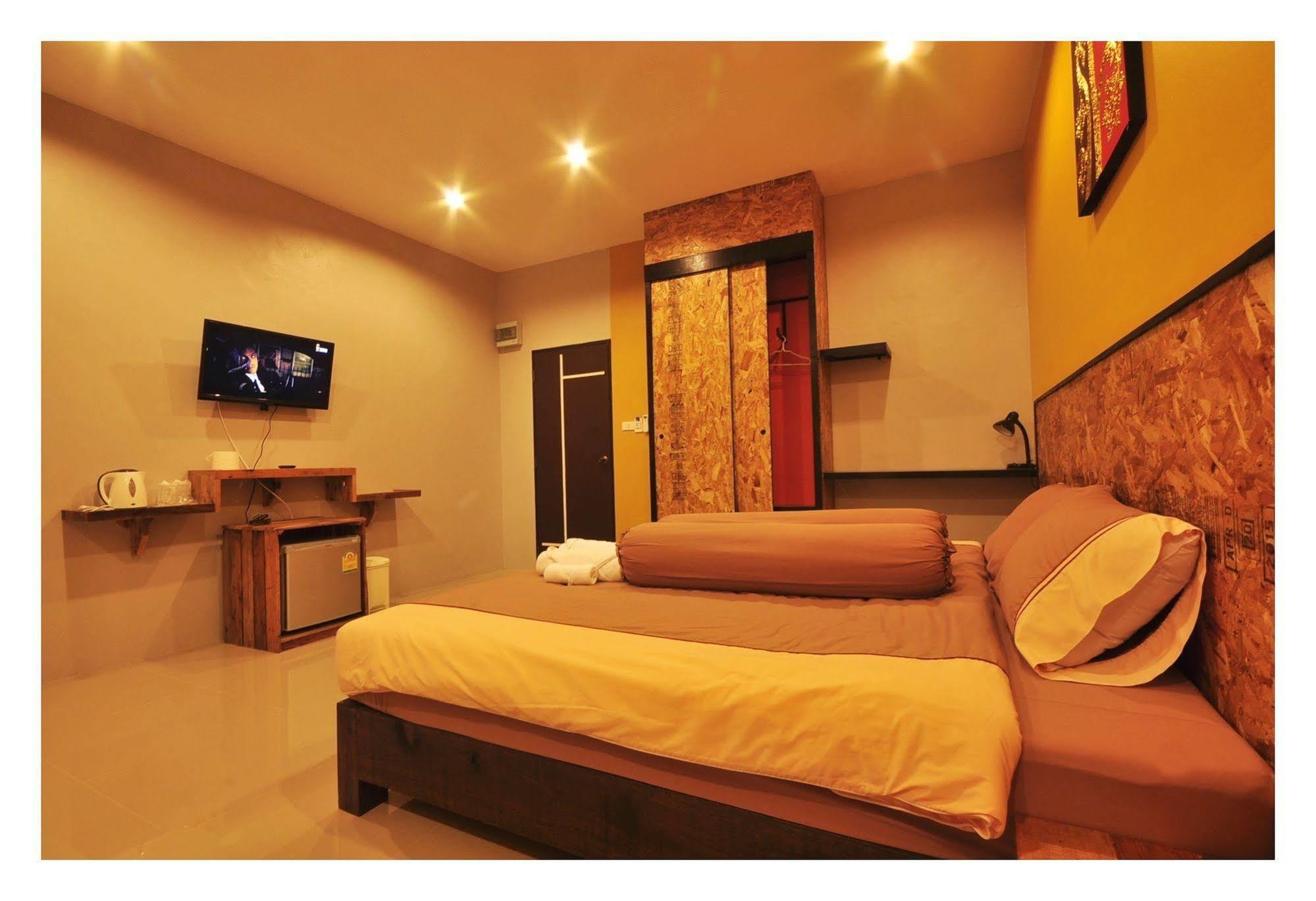 The Bedroom Nai Harn Beach Exterior photo