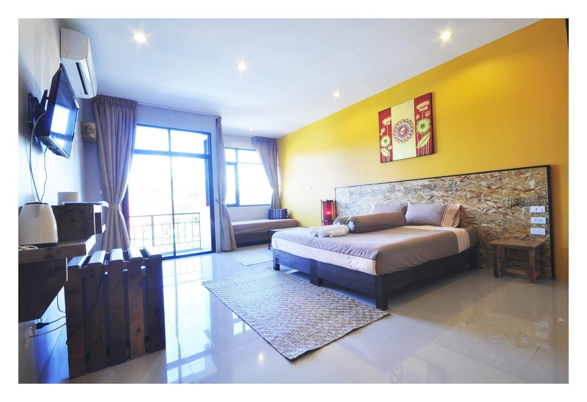 The Bedroom Nai Harn Beach Exterior photo